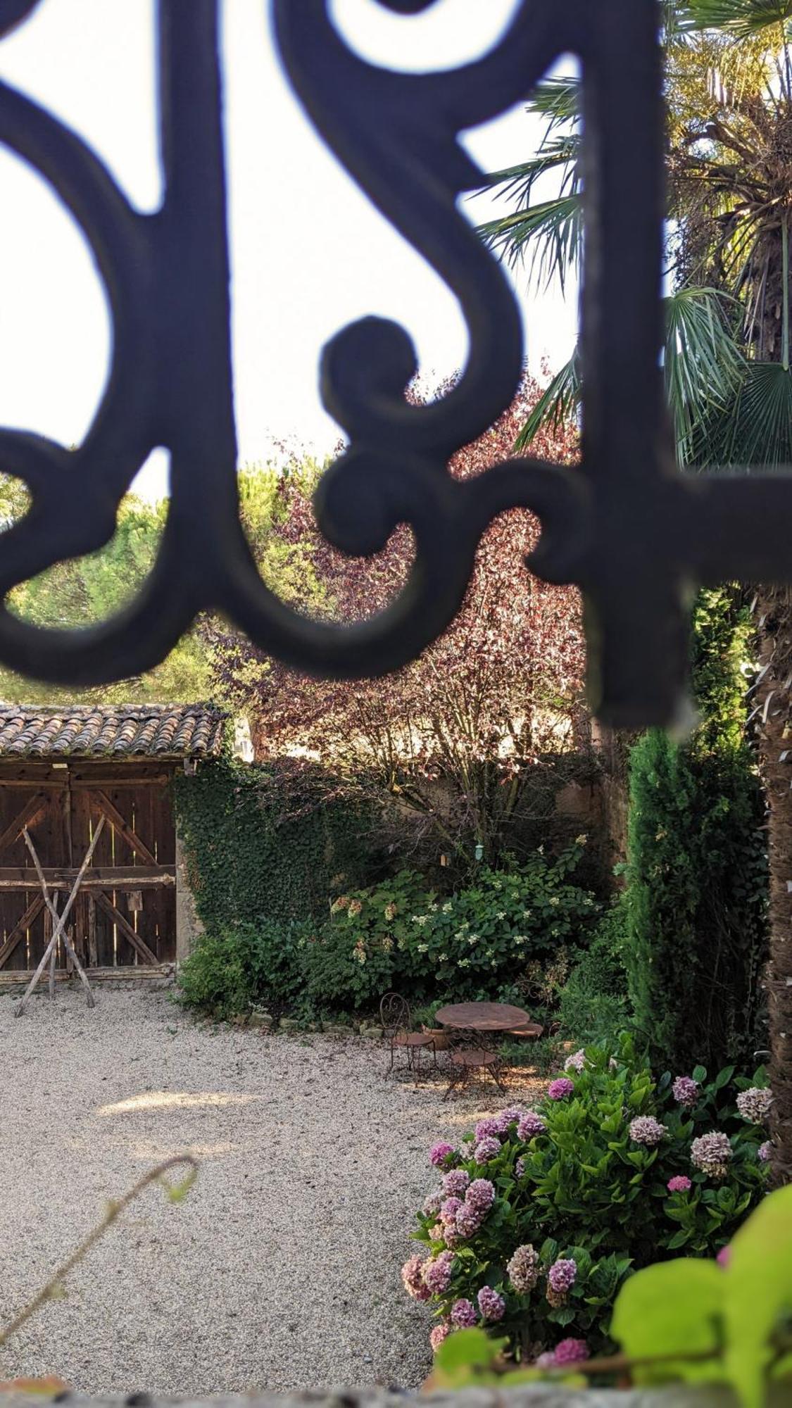 Chaussan Le Clos Du Perret المظهر الخارجي الصورة