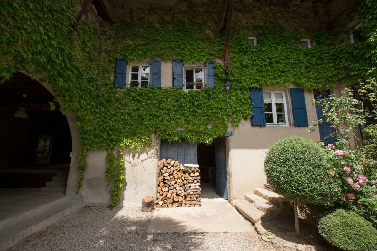 Chaussan Le Clos Du Perret المظهر الخارجي الصورة